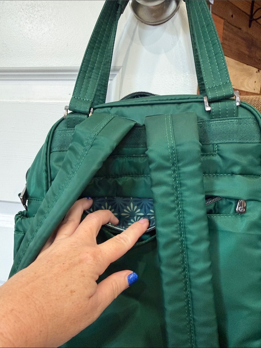 LUG LEGACY PUDDLE JUMPER MINI BACKPACK WICKED GREEN - Picture 4 of 10